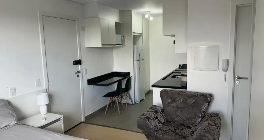 Studio-Mobiliado | 1 Quartos | 1 Vaga | 28m² Priv | Cristo Rei - Curitiba/PR