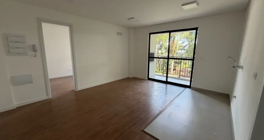 Apartamento | 2 Quartos | 1 Suite | 1 Vaga | 55m² Priv | Portão - Curitiba/PR