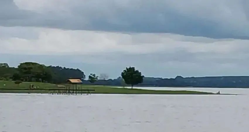 Casa em condomínio fechado com 3 quartos à venda na Zona Rural, Sales