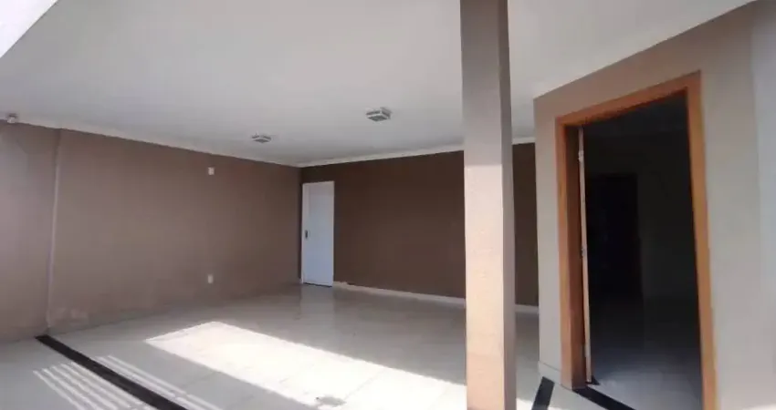 Casa com 3 quartos à venda na Rua Ana Nery, 001, Centro, Poá