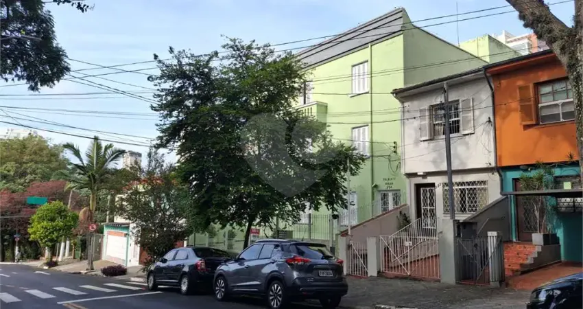 Apartamento à venda com 3 quartos no condomínio quinto andar - 04108-000 - 234, são paulo - sp