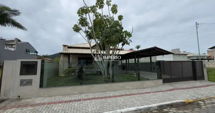 Casa com 2 quartos à venda na Rua Jacuí, s n, Zimbros, Bombinhas