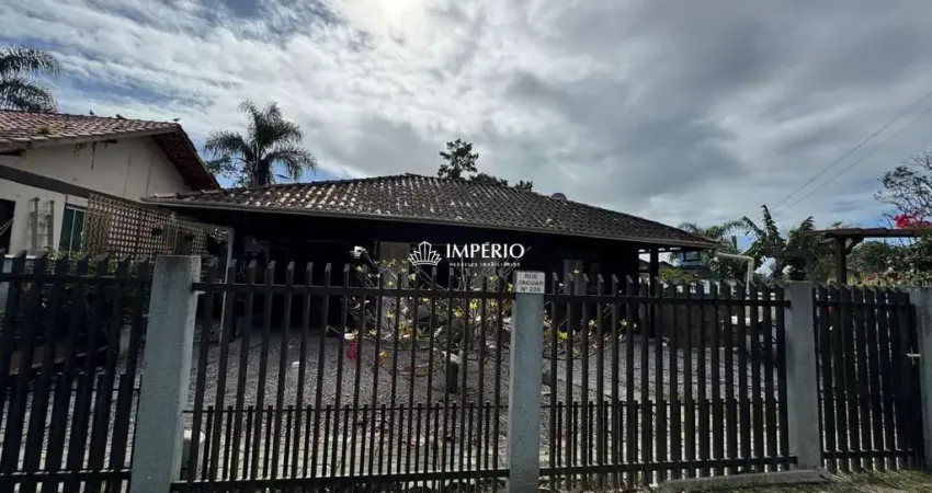 Casa com 2 quartos à venda na Rua Jaguar, 220, José Amândio, Bombinhas