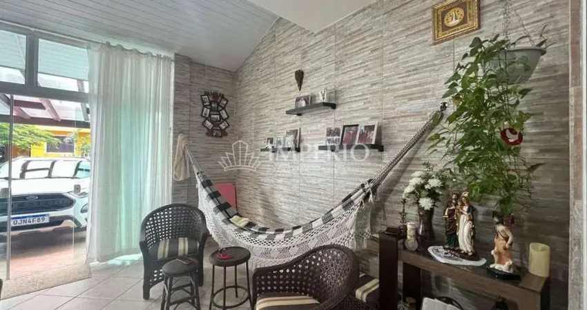 Casa com 2 quartos à venda na Rua Pardal, 377, Bombas, Bombinhas