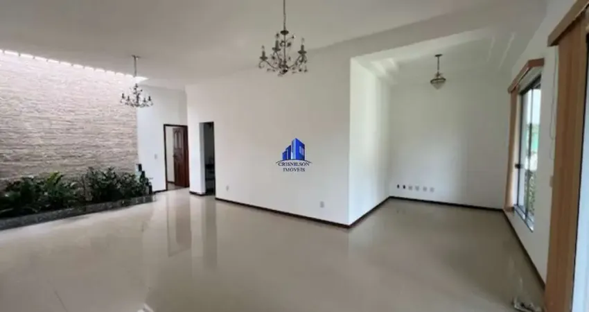 Casa à venda em alphaville litoral norte i r$ 1.380.000,00 térrea, oportunidade, 3 suítes, gabinete, armários!