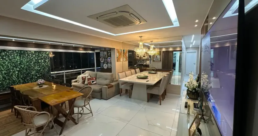 Apartamento mobiliado com 3 suítes, andar alto na batista campos