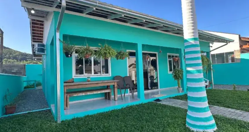 Casa com 3 quartos à venda no Santa Lídia, Penha 