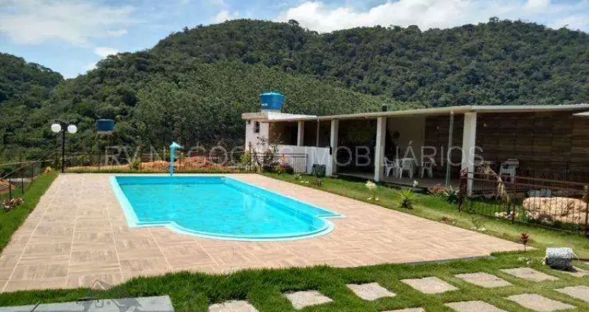 Granja para venda em coronel pacheco, triqueda, 2 dormitórios, 2 banheiros, 4 vagas