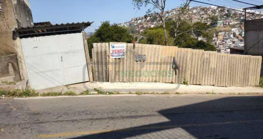 Terreno à venda no São Pedro, Juiz de Fora