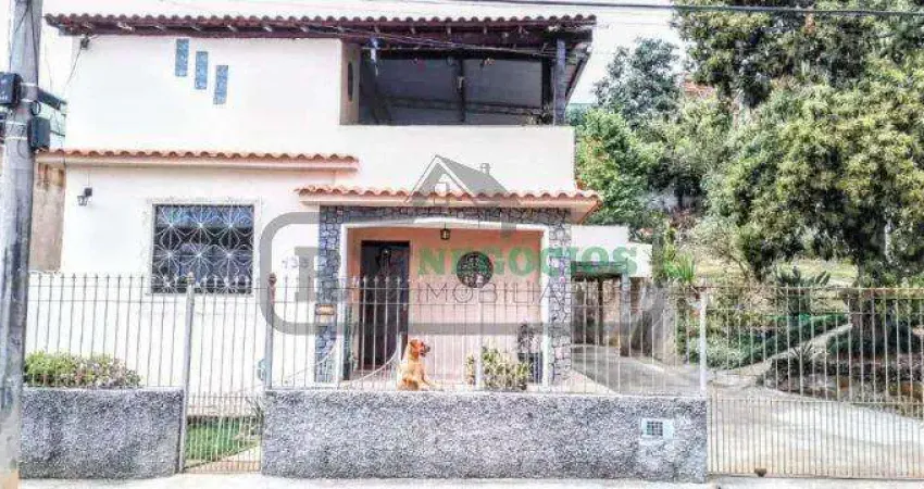 Casa para venda em juiz de fora, grama, 3 dormitórios, 2 banheiros, 5 vagas