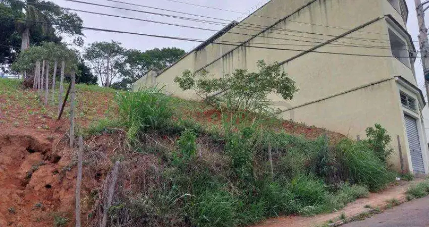 Terreno à venda no Bosque dos Pinheiros, Juiz de Fora
