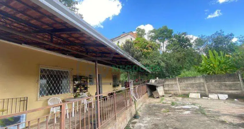 Casa para venda em juiz de fora, ipiranga, 2 dormitórios, 1 banheiro, 8 vagas