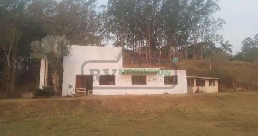 Sítio para venda em juiz de fora, grama, 3 dormitórios, 1 suíte, 1 banheiro