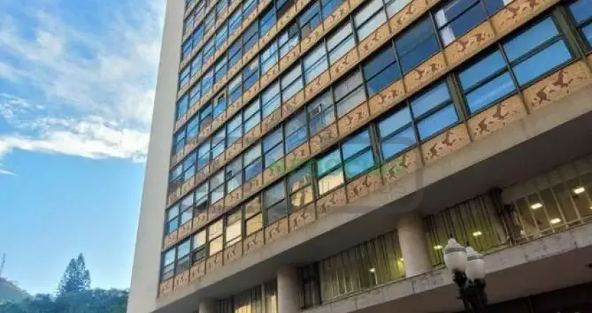 Sala comercial à venda no Centro, Juiz de Fora 