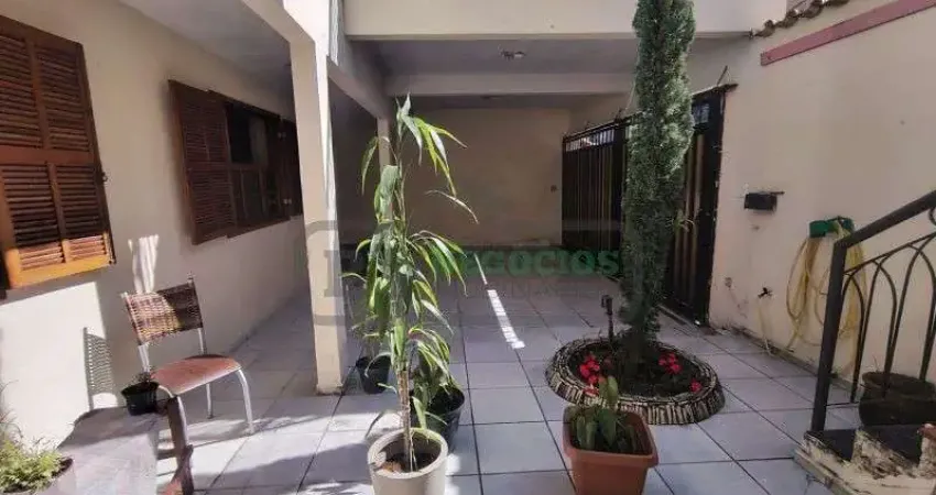 Casa para venda em juiz de fora, teixeiras, 3 dormitórios, 1 suíte, 2 banheiros, 3 vagas