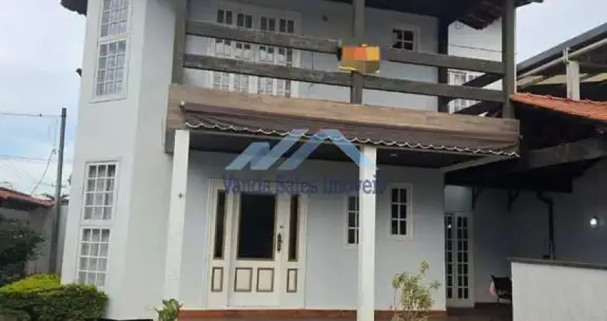 Casa com 4 quartos para alugar na Japé, 3, Campo Grande, Rio de Janeiro