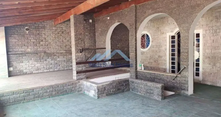 Casa com 3 quartos para alugar na Nanunque, 29, Campo Grande, Rio de Janeiro