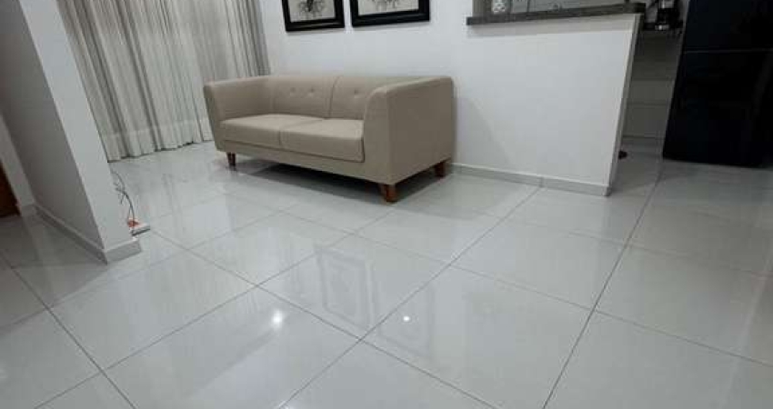 Apartamento a Venda em Turu Cond. Jardins do Turu III - 2 quartos - Elevador