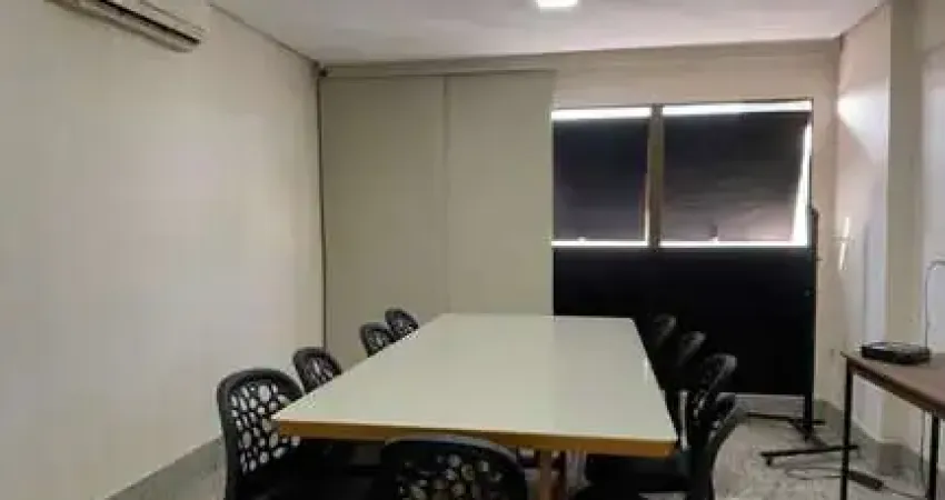 Vende-se Excelente Sala Comercial no Ed. MultiEmpresaria - 38m² - 7º andar