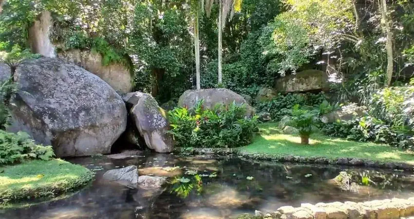 Casa para venda em guarujá, guaiuba, 3 dormitórios, 1 suíte, 3 banheiros, 10 vagas