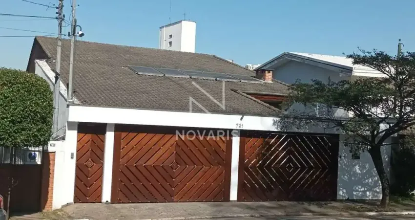 Casa com 5 quartos à venda na Rua Robélia, 721, Jardim Prudência, São Paulo