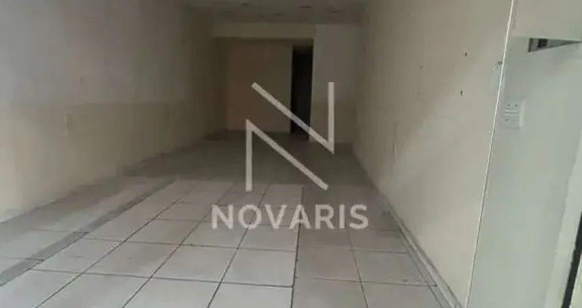 Loja, largo treze de maio,com 60m², sendo 30m² loja térrea e 30m² mezanino - santo amaro