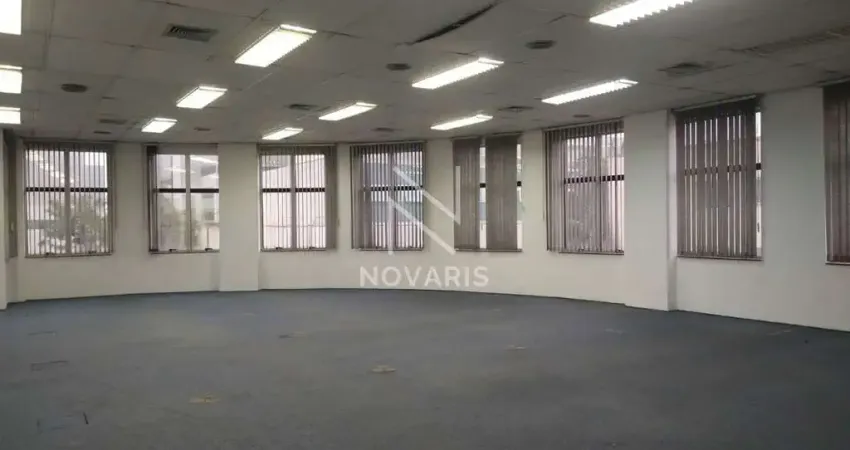 Casa comercial para alugar na Rua Amador Bueno, 328, Santo Amaro, São Paulo