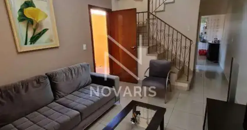 Sobrado com 03 dormitórios sendo 1 suite com 200m² util, 2 vagas - são luís