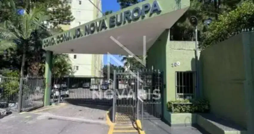 Excelente apto 2 dormitórios com portaria 24h e lazer por apenas r$ 320.000