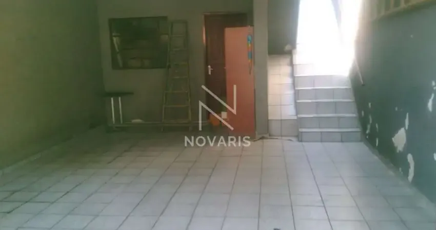 Sobrado com 4 dormitórios sendo 1 suíte e 3 vagas -  jardim dom josé - sp