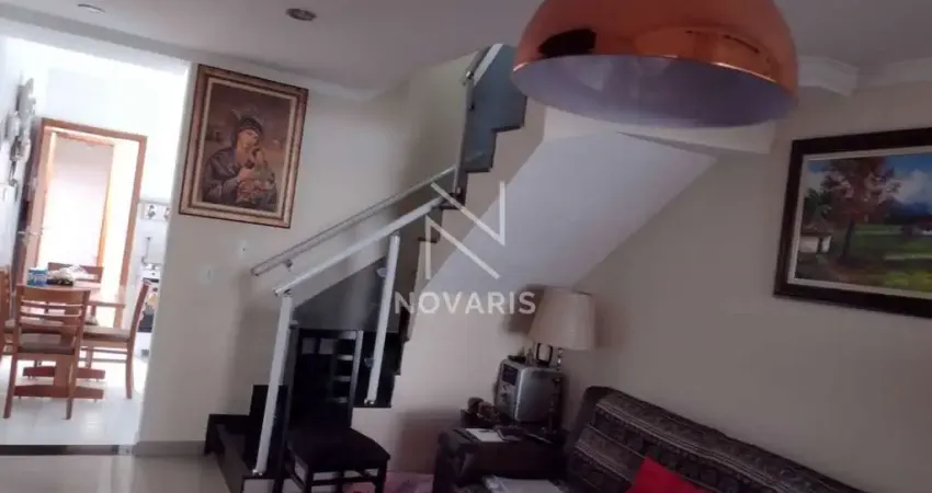 Sobrado com 2 dormitórios sendo 1 suite e 2 vagas - campo grande