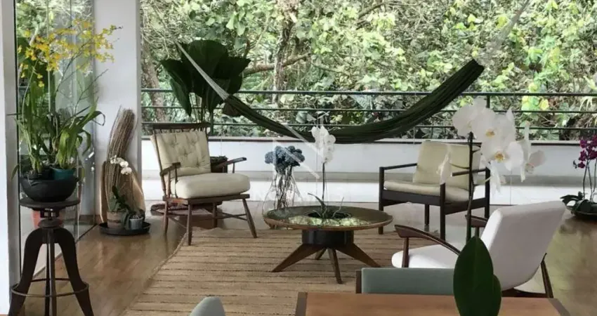 Casa espetacular, para venda, com 3 quartos, próximo ao parque guarapiranga