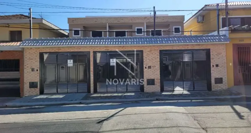 Sobrado novo - 3 suítes, 2 vagas, 4 banheiros, 130m2 - campo grande