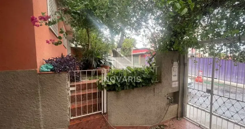 Casa térrea com 3 dormitórios 3 banheiros e 5 vagas - parque maria helena