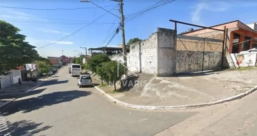 Terreno à venda na Avenida Taquandava, Cidade Ipava, São Paulo