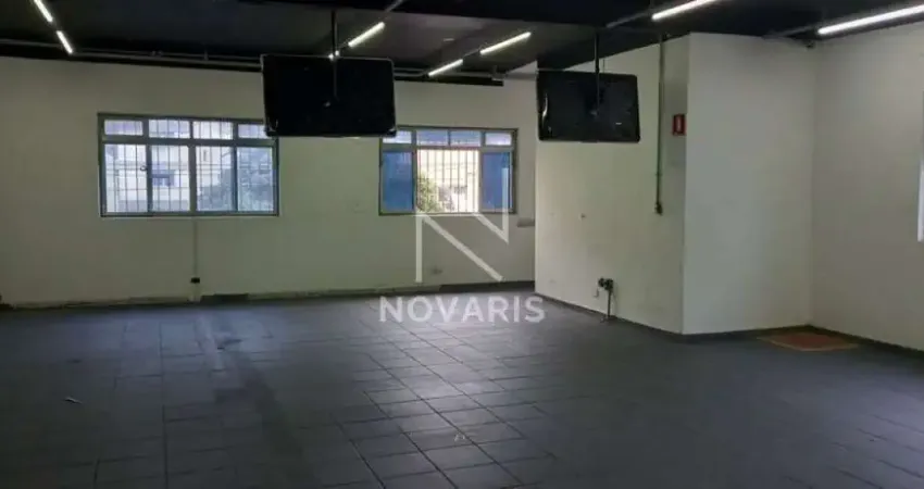 Ponto comercial amplo: 4 salas, 12 vagas e 618 m² de estrutura para o seu negócio - santo amaro