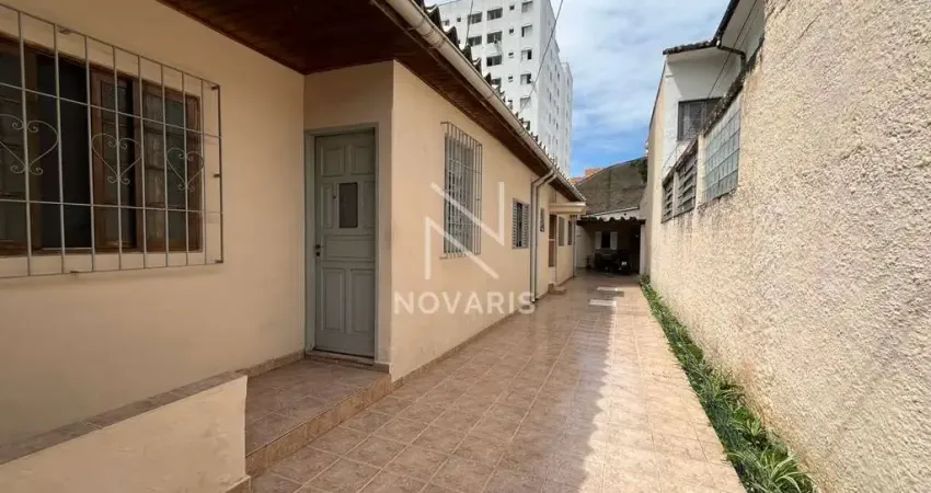 CASA TÉRREA - Terreno de 280 metros com duas casas independentes