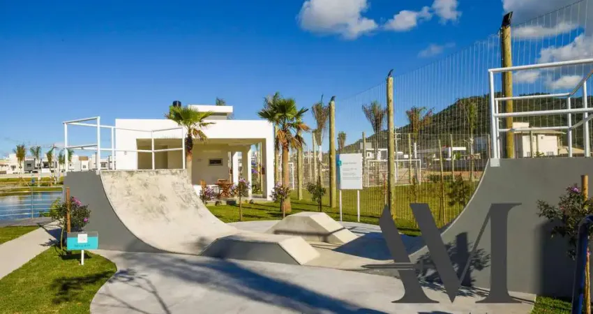 Terreno à venda na Avenida Deltaville, Beira Rio, Biguaçu