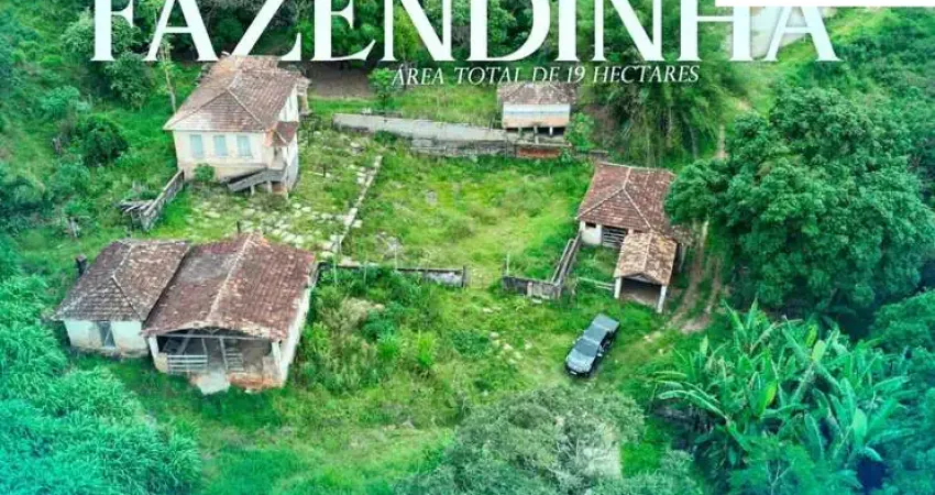 Chácara / sítio com 3 quartos à venda na Fazenda Rural, Zona Rural, Itaguara