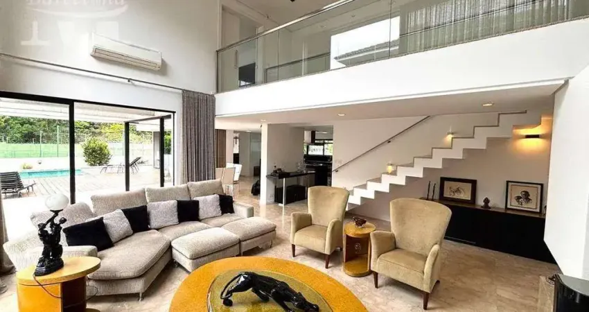 Ao lado parque tingui, casa 100% atualizada. impecável! 4 quartos sendo 4 suítes, semi mobiliada, piscina, suíte térrea. condomínio le parc residence.