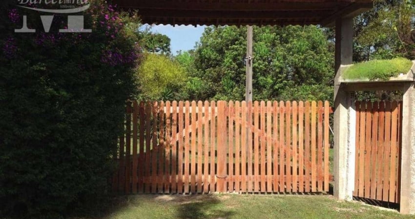 CHÁCARA EM CAMPO LARGO, COM 2 CASAS, SALÃO DE FESTAS, PISCINA, TANQUES DE PEIXES E ÁREAS DE LAZER