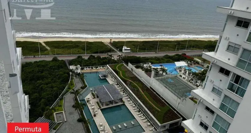 APARTAMENTO PÉ NA AREIA, EM FRENTE AO MAR, PIÇARRAS. PRONTO, 3 SUÍTES, CHURRASQUEIRA E SACADA.