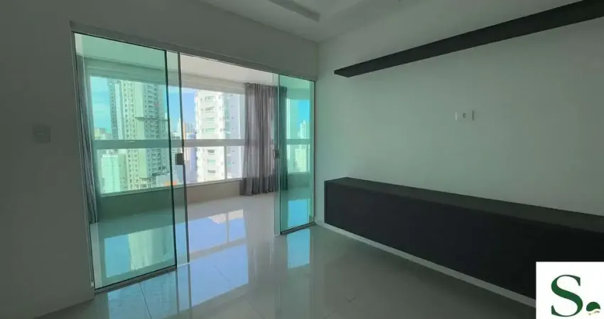 Apartamento com 3 quartos para alugar na Rua 3144, 188, Centro, Balneário Camboriú