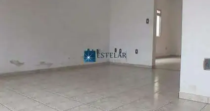 Casa com 3 quartos para alugar no Jardim São Pedro, Mogi das Cruzes