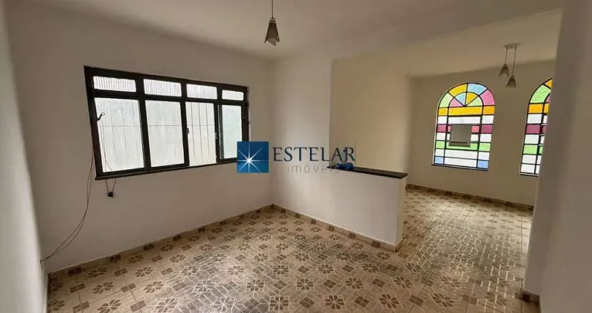 Casa com 3 quartos para alugar na Vila Mogilar, Mogi das Cruzes 