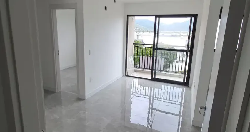 2 quartos - último andar - vista livre - recreio dos bandeirantes