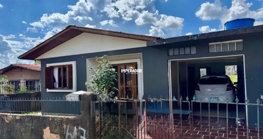 Casa com 2 quartos à venda na Rua Caetano Petinelli, 617, Fátima, Caxias do Sul