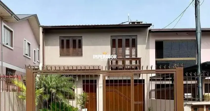 Casa com 3 quartos à venda na Rua Luiz Lavratti, 327, São Caetano, Caxias do Sul