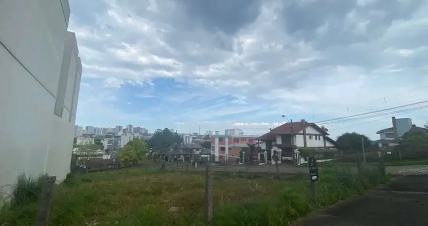 Terreno à venda na Rua dos Jacarandás, 134, Cinqüentenário, Caxias do Sul