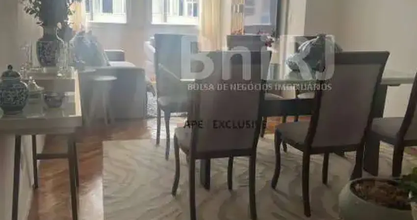 Raridade! excelente localização! próximo praia metro e todo comércio.